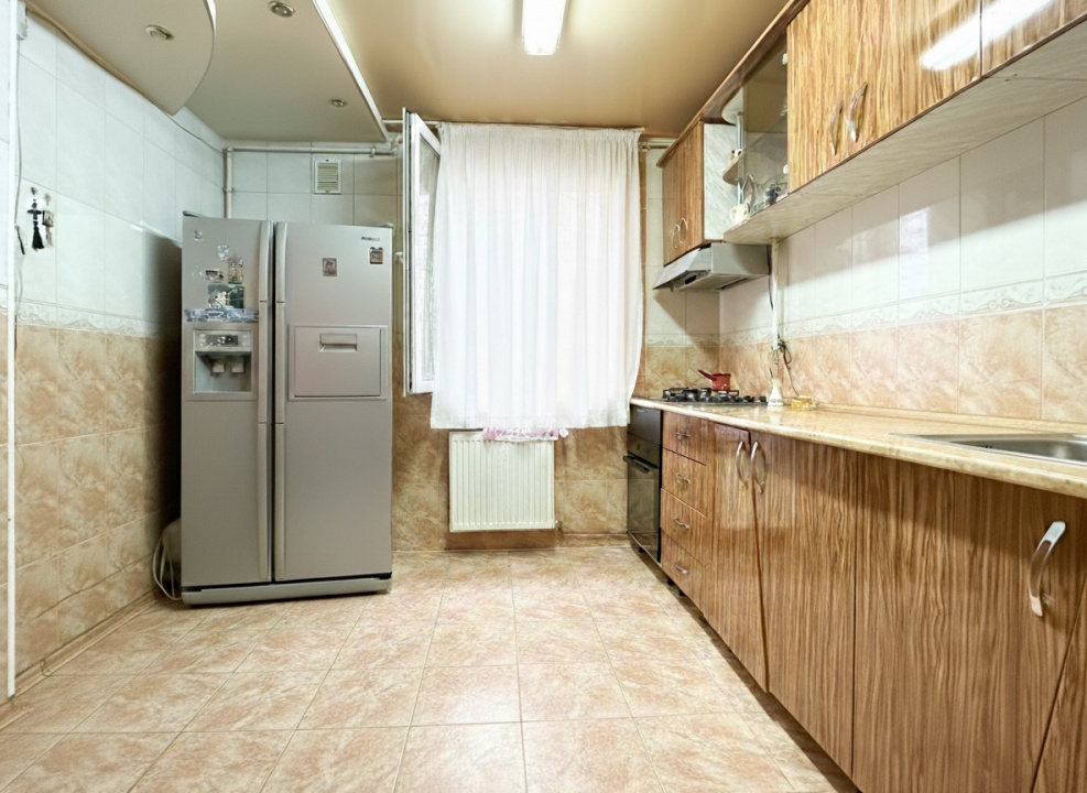 3 cam | Decomandat | Mobilat si Utilat | STB la 3 min | Etaj 4