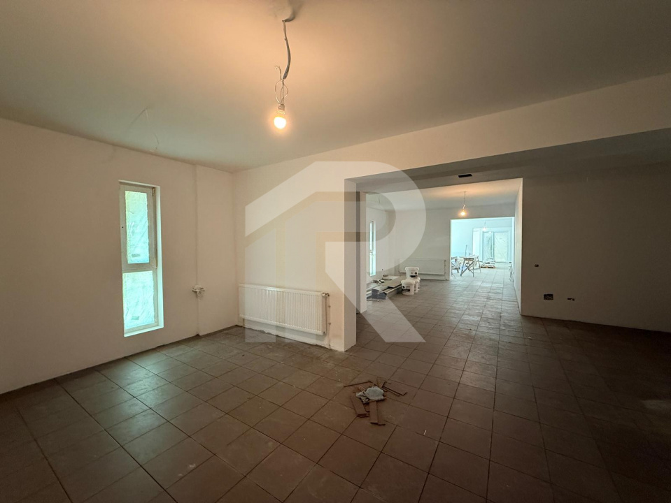 Spatiu Comerceial , parter bloc nou construit , zona Nerva Traian