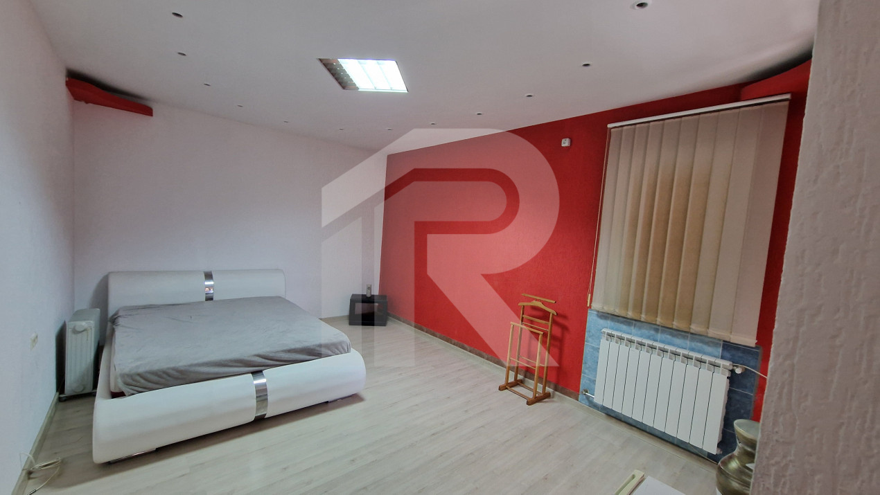 Vila , 300mp utili, ideala afterschool, cazare muncitori straini etc!