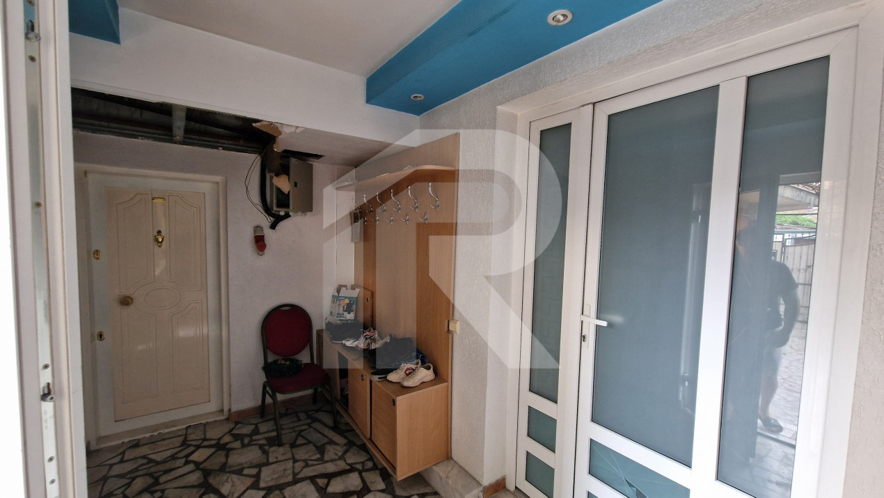 Vila , 300mp utili, ideala afterschool, cazare muncitori straini etc!