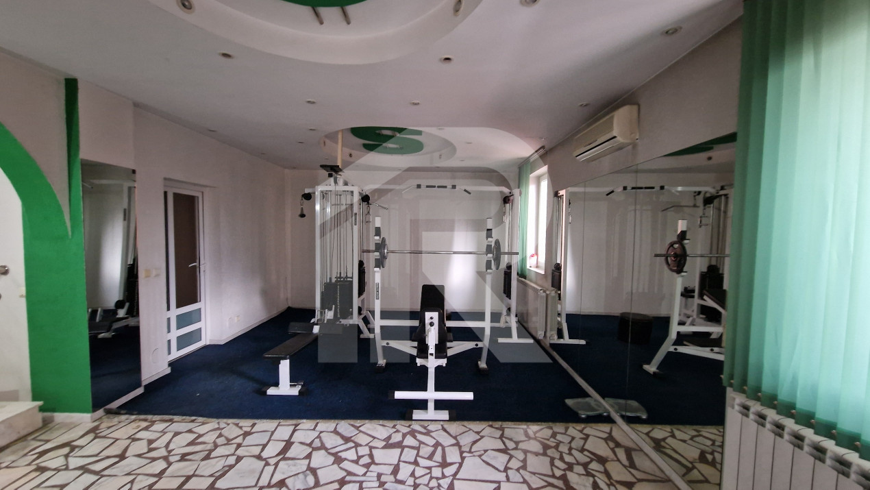 Vila , 300mp utili, ideala afterschool, cazare muncitori straini etc!