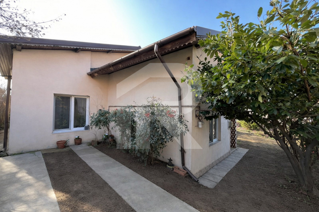 Casă spațioasă cu curte proprie  3 camere + birou  Dobroești – Șoseaua Fundeni 