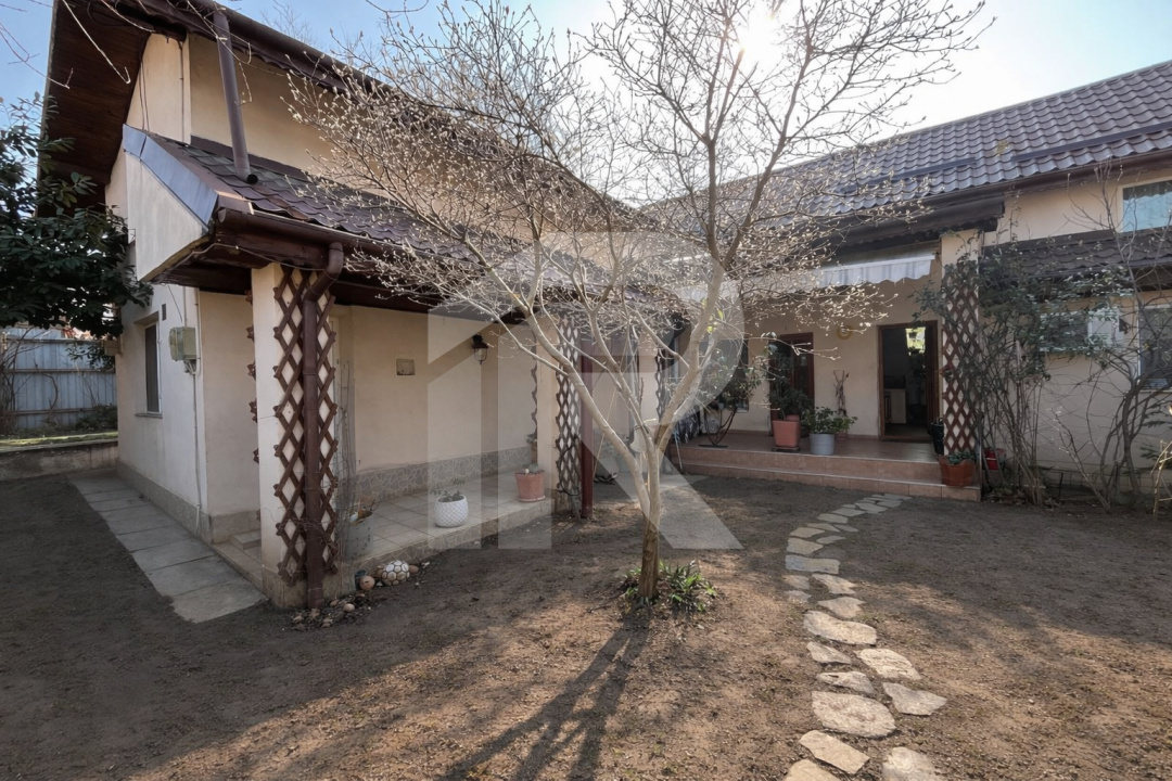 Casă spațioasă cu curte proprie  3 camere + birou  Dobroești – Șoseaua Fundeni 