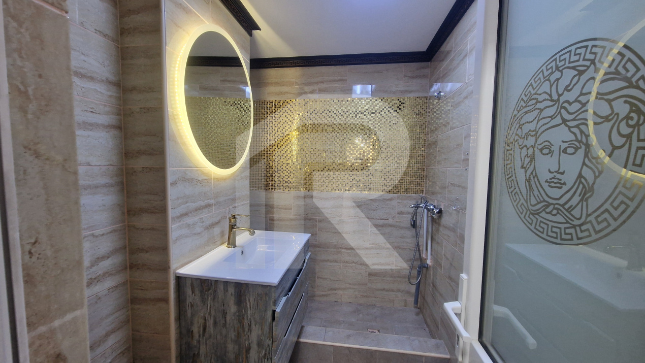 Spațiu comercial , Șoseaua Sălaj, locație cu vad, fost salon Tattoo !