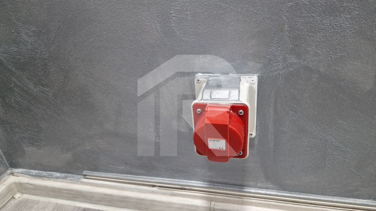 Spațiu comercial , Șoseaua Sălaj, locație cu vad, fost salon Tattoo !