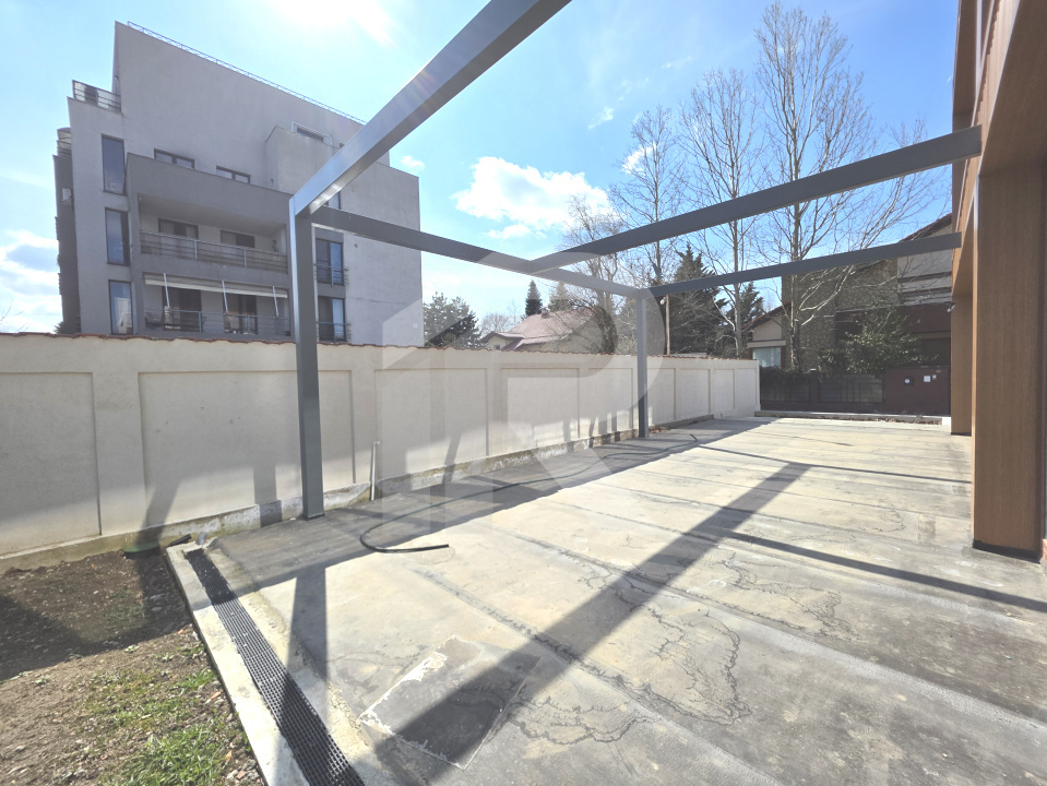 Vilă Modernă P+2E în Pipera – Spațiu, Confort și Terasa Panoramică