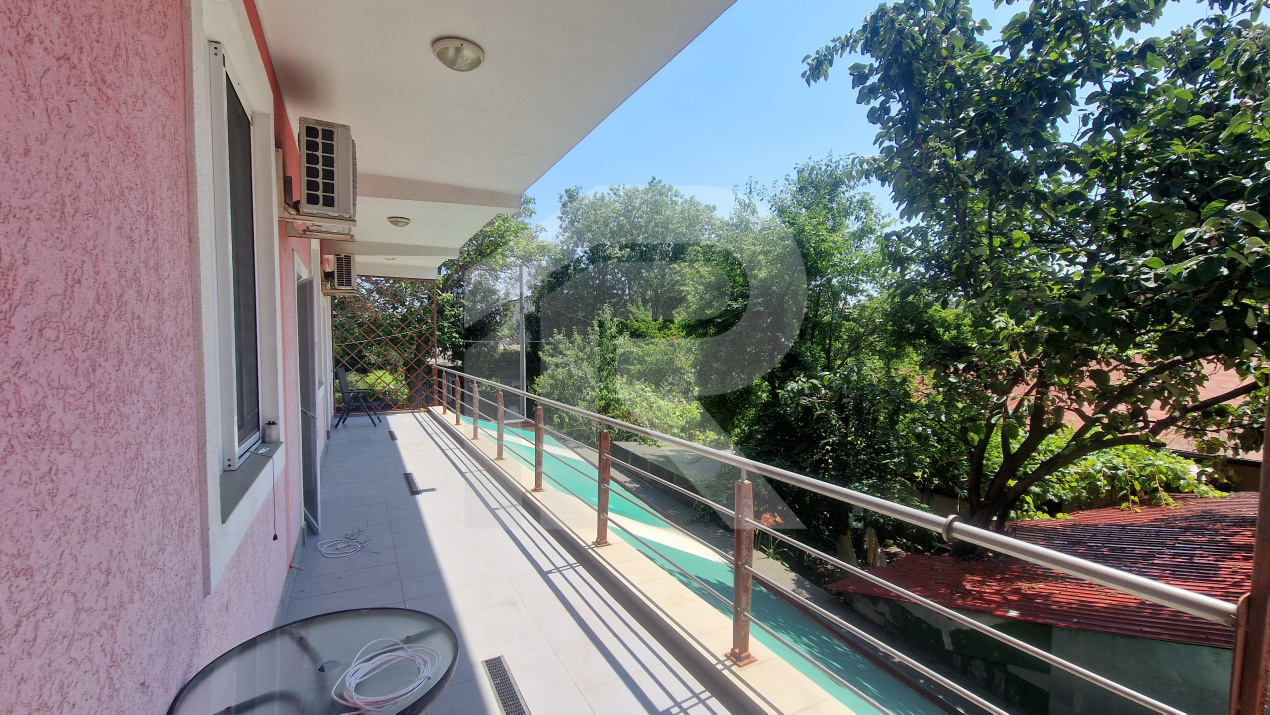 Vila individuala , B-dul Pieptanari !