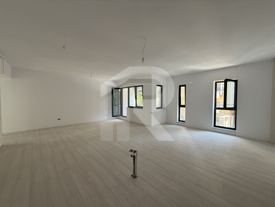 4 camere bloc nou, Zona Nerva Traian, Metrou Timpuri Noi