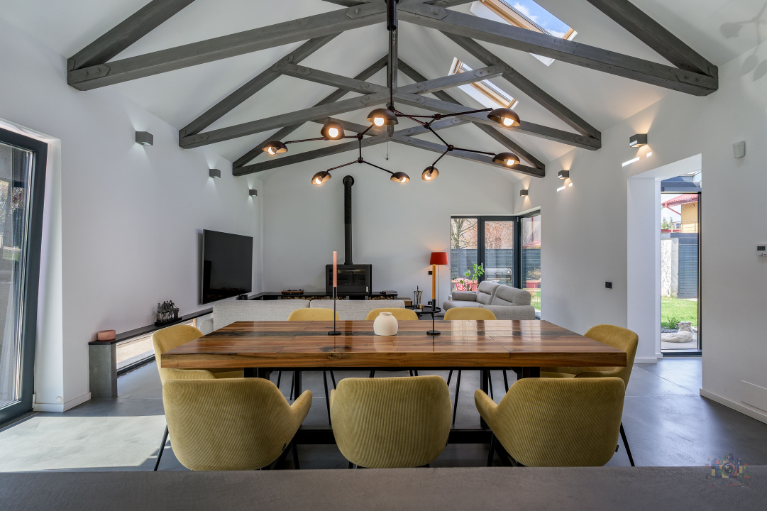 OTOPENI - SOFIA, VILA MODERNA 140 MP, LOT 600 MP, LA CHEIE!